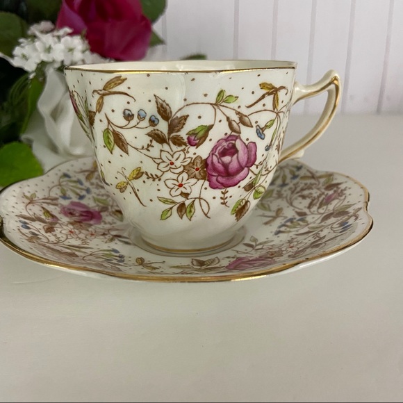❌SOLD❌Vintage Rosina Bone China Tea Cup & Saucer Floral Rose Dragonfly England - Picture 3 of 13
